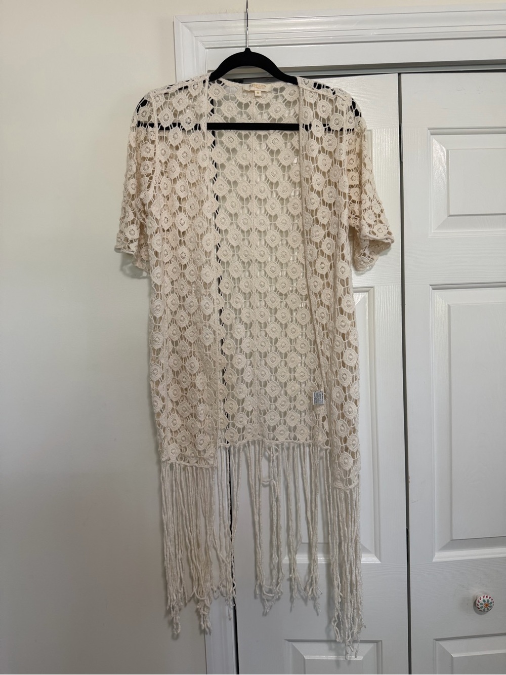 Rebellion Again Cream Off White Crochet Style Boho Cardigan Duster Fringe Size M - Picture 2 of 11